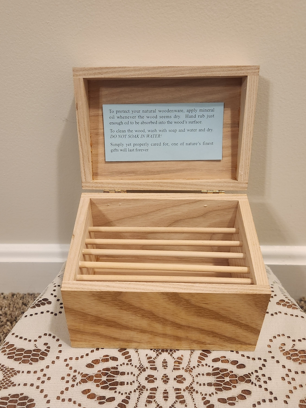 Natural Light Wood Recipe Card Box w/ Dividers Handcrafted At Maine State Prison